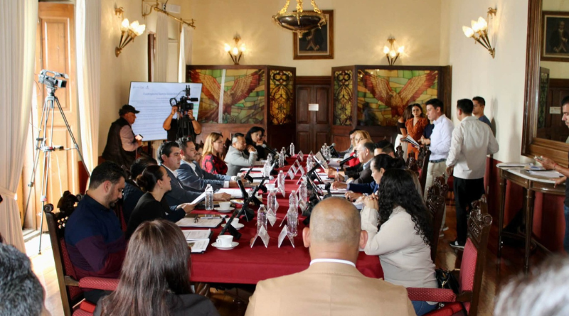 Cabildo frena proyecto de Galindo
