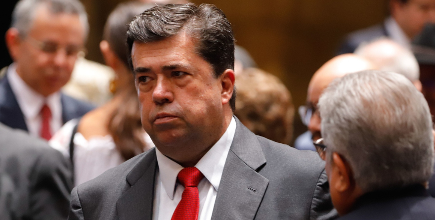 JALÓN DE OREJAS A PEDRO HACES
