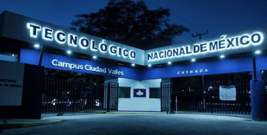 Protestan alumnos por clases en gradas