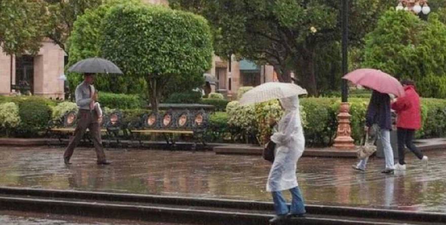 Calor y tormentas marcarán viernes en SLP
