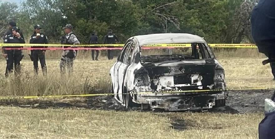 Hallazgo macabro en auto calcinado