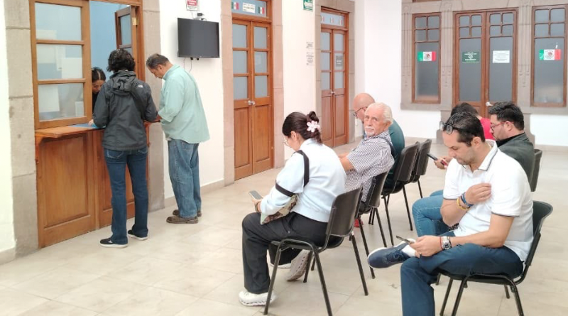 Suman más de 5 mil trámites de legalización educativa en el estado