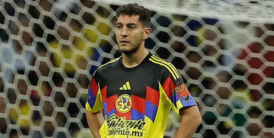 SALE SEBASTIÁN CÁCERES DEL AMÉRICA Y FICHA CON EL CELTA
