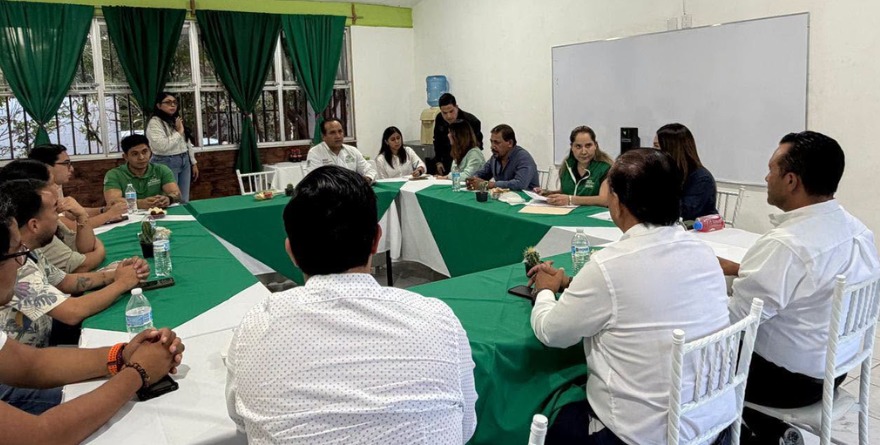 Coordinan apertura de centros médicos