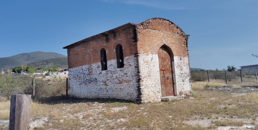 Prometen reabrir capilla este martes
