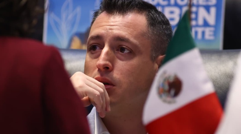 EL INE SE HACE DE LA VISTA GORDA, ADVIERTE COLOSIO