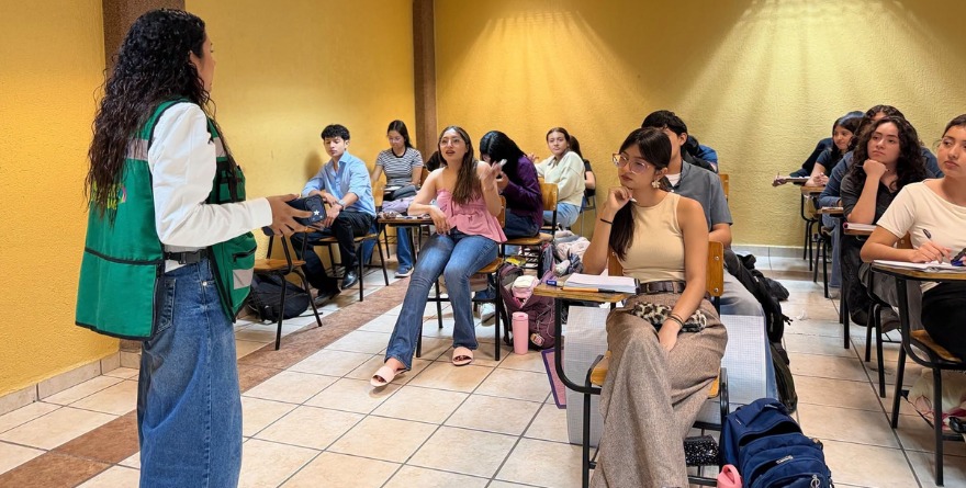 Estudiantes descubren nuevo transporte público