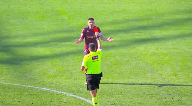JOHAN VÁSQUEZ ANOTA Y SALE EXPULSADO EN EMPATE DEL GENOA
