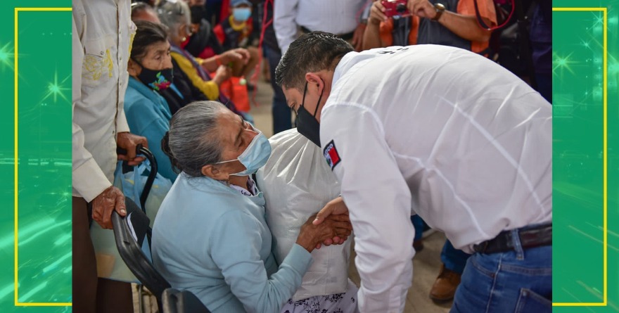 Familias valoran la beca recibida