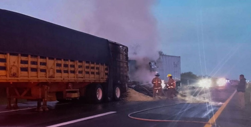 Controlan emergencia en la carretera