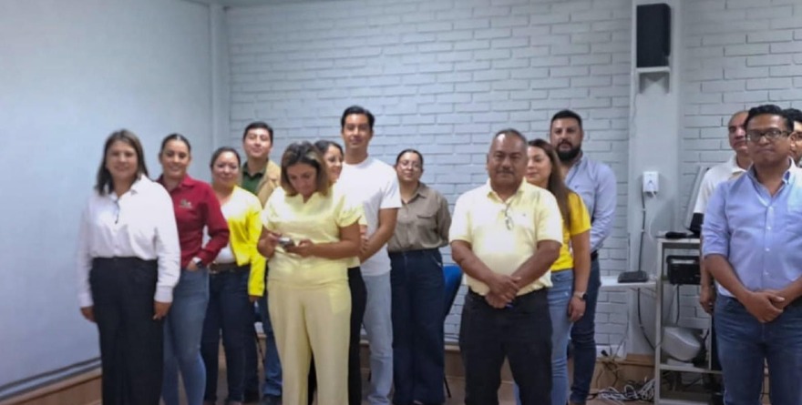Bomberos Capacitan a Alumnos CONALEP