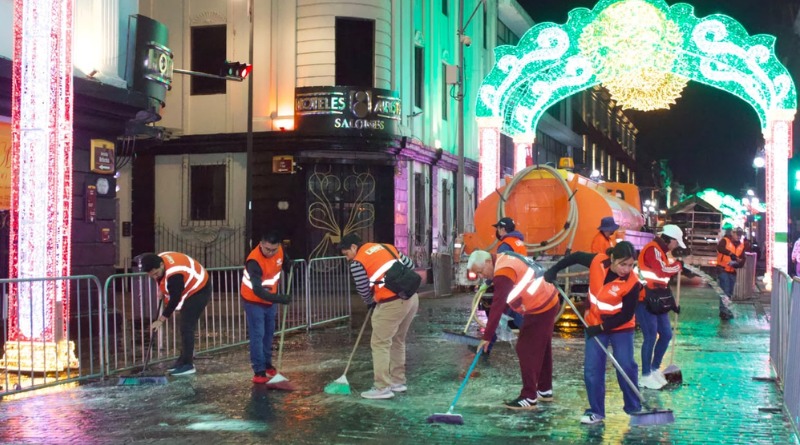 AFINAN LIMPIEZA EN PUEBLA TRAS FESTEJOS PATRIOS Y DESFILE