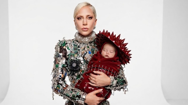 SE CONVIRTIÓ LADY GAGA EN MAMÁ MEDIANTE GESTACIÓN SUBROGADA