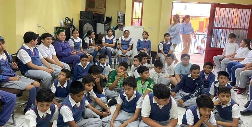 Imparten charla contra el ciberbullying