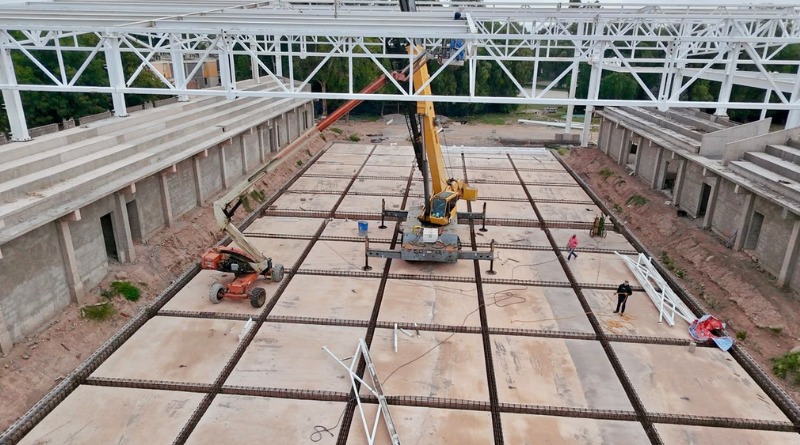CONSTRUYEN ALBERCA OLÍMPICA EN SOLEDAD