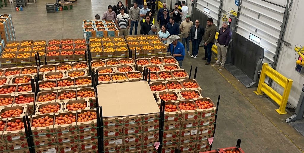 PRODUCTORES DE GUANAJUATO CIERRAN NEGOCIOS CON COMPRADORES EN EE. UU.