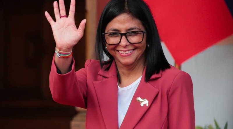 VUELVE DELCY A VENEZUELA ‘CONTENTA’ TRAS HABLAR EN LA ONU