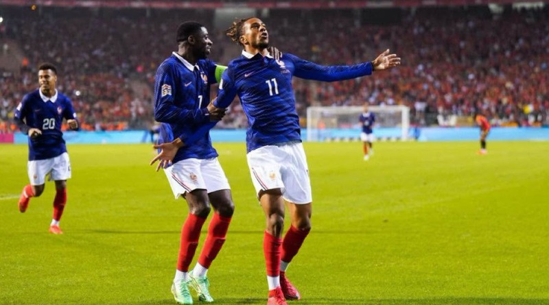 MICHAEL OLISE ENTRA DE CAMBIO Y LE DA TRIUNFO A FRANCIA