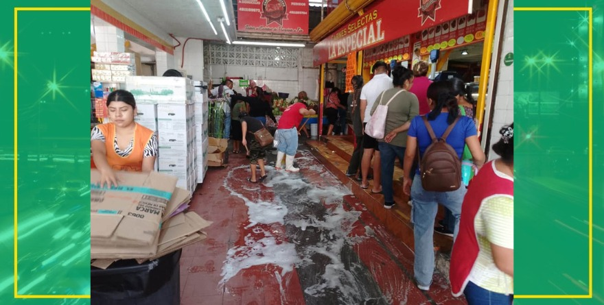 Limpian mercados en Ciudad Valles