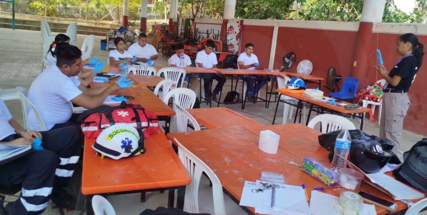 Concluyen capacitación de primeros auxilios y rescate
