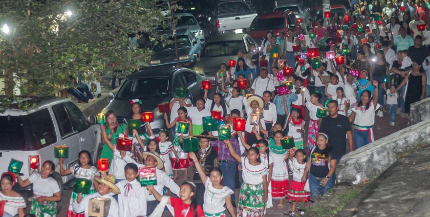 Celebran con verbenas grito de Independencia en Huehuetlán