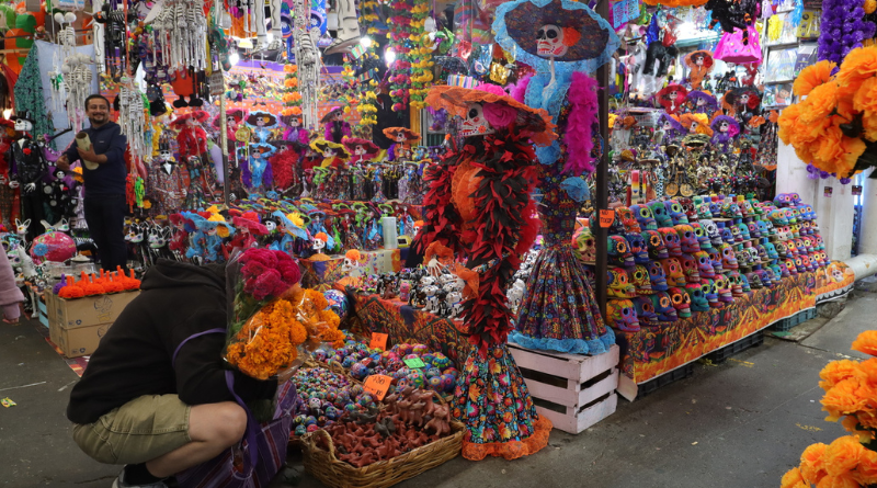 MERCADO JAMAICA: LA ANTESALA DEL DÍA DE MUERTOS