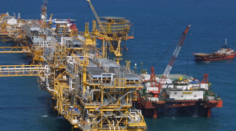 BONANZA PETROLERA… Y PEMEX ¡EN ROJO!