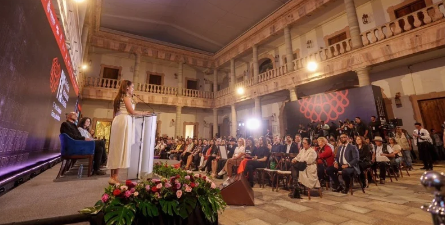 ¡GUANAJUATO SE ILUMINA! ARRANCA LA EDICIÓN 54 DEL CERVANTINO