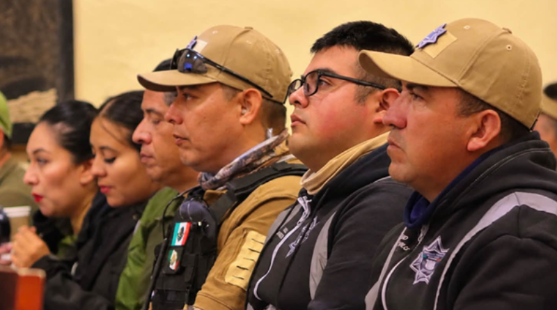 Capacitan a policías de Catorce