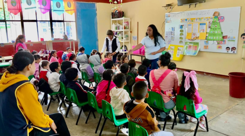 Fomentan lectura entre niños de Ébano