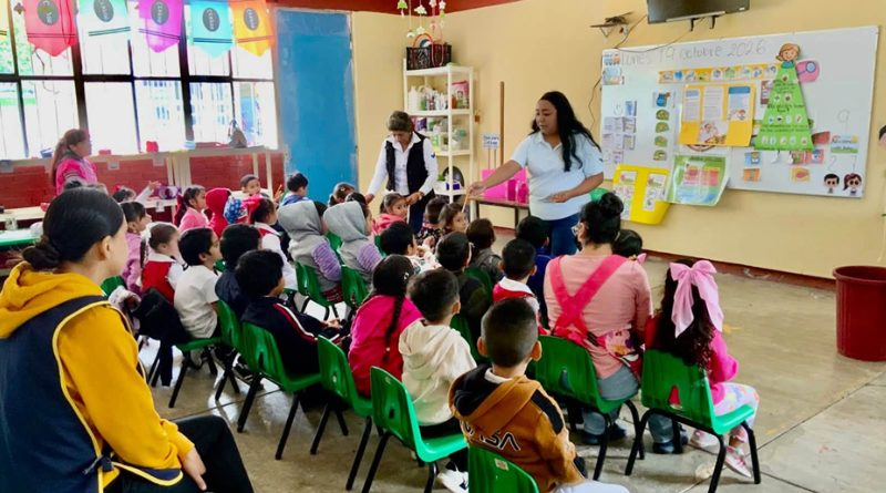 Fomentan lectura entre niños de Ébano