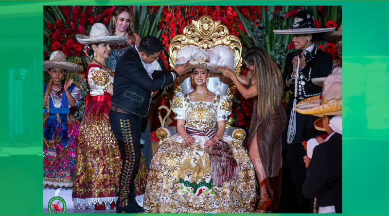  CORONAN A ESTEFANÍA I EN EL BAILE DE REINAS DE SLP