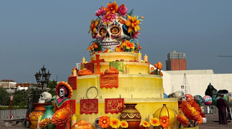 ILUMINA ARTE CHINO EL DÍA DE MUERTOS