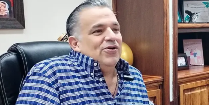 Medina va por préstamos de 35 mdp para aguinaldo