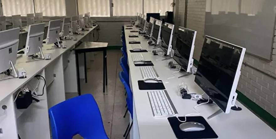 Equipan secundaria con 35 computadoras
