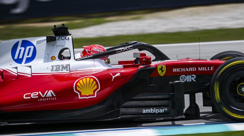 DOMINA FERRARI LA P2 DEL GP DE BAHRÉIN