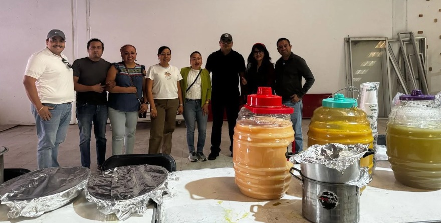 Bomberos invitan a desayuno con causa