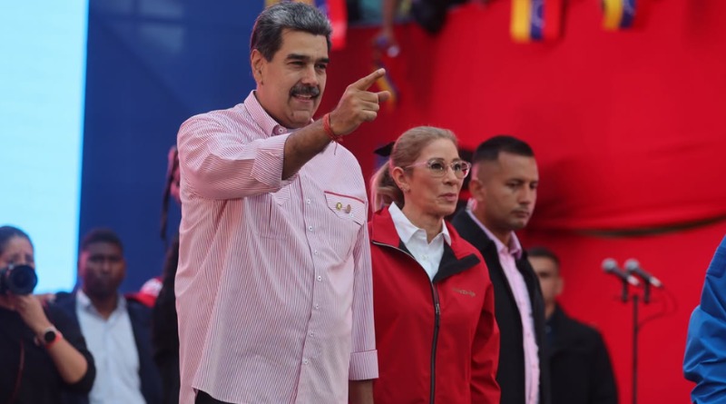 PODRÍAN MADURO Y FLORES SER ACUSADOS DE TORTURA