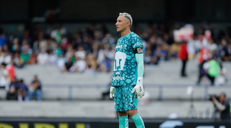 PUMAS LE COMPETIRÁ A CRUZ AZUL DE TÚ A TÚ: KEYLOR NAVAS