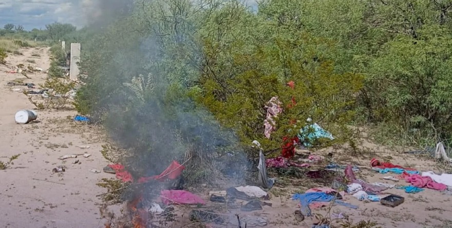 Sofocan incendio de basura y llantas