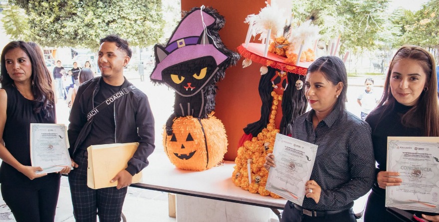 Entregan certificados de capacitación técnica