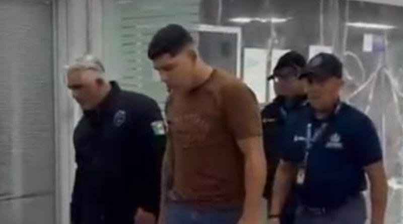 LLEVAN A ASUNTOS INTERNOS A POLICÍAS POR AGRESIÓN EN MARCHA