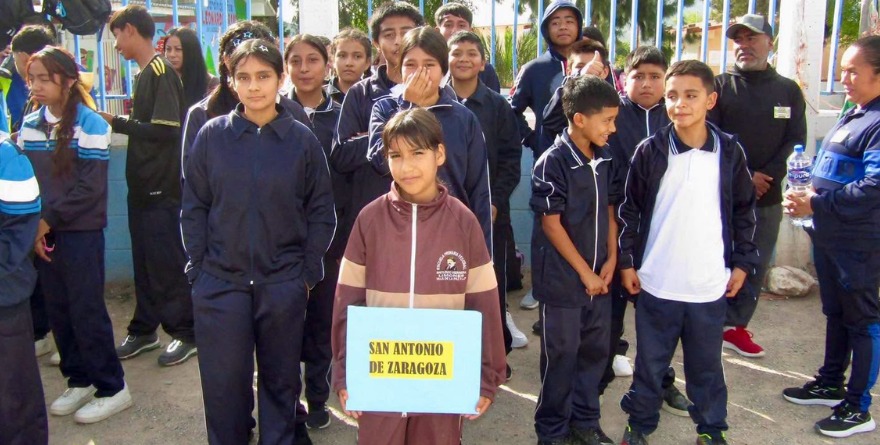 Escuela festeja gran trayectoria académica