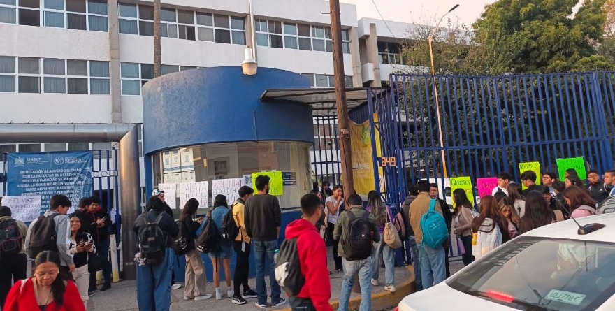 Acusan en Contaduría inequidad de UASLP