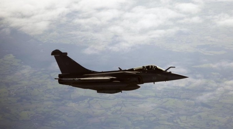 DESPLIEGA FRANCIA APOYO MILITAR PARA PROTEGER PETRÓLEO SAUDÍ