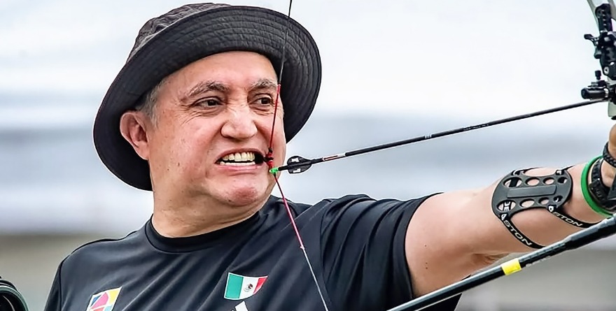 DESLUMBRA GARZA AL DEPORTE MEXICANO