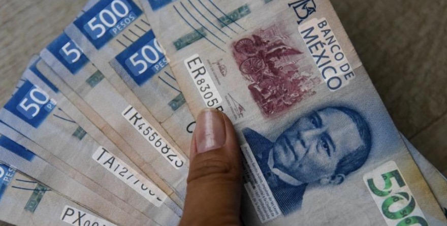 Alcalde justifica contrato panista