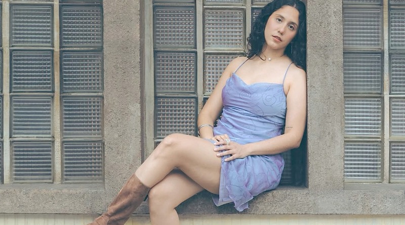 BORRA FRONTERAS CON SU MÚSICA