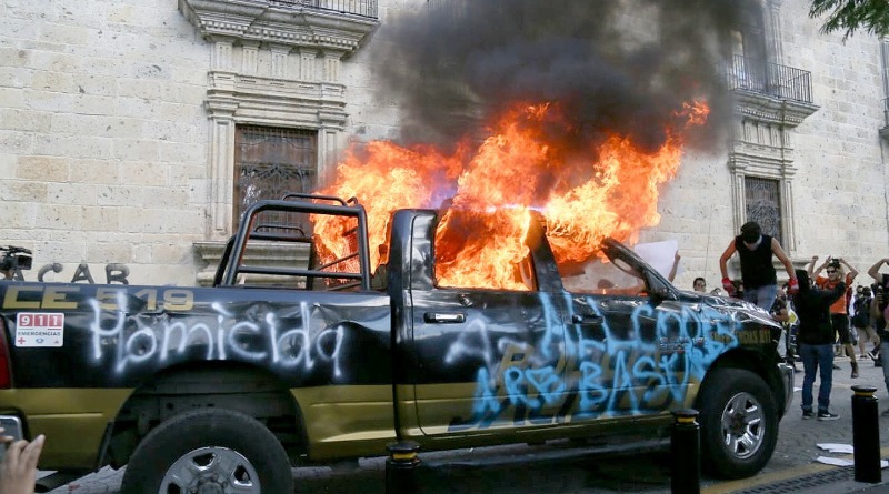 INCUMPLEN PROMESAS CONTRA ABUSOS POLICIALES EN JALISCO
