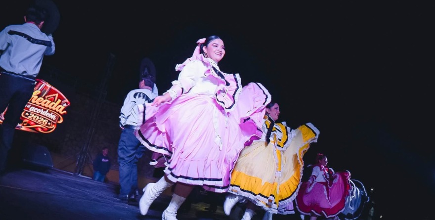 Músicos alegran las calles de Matehuala
